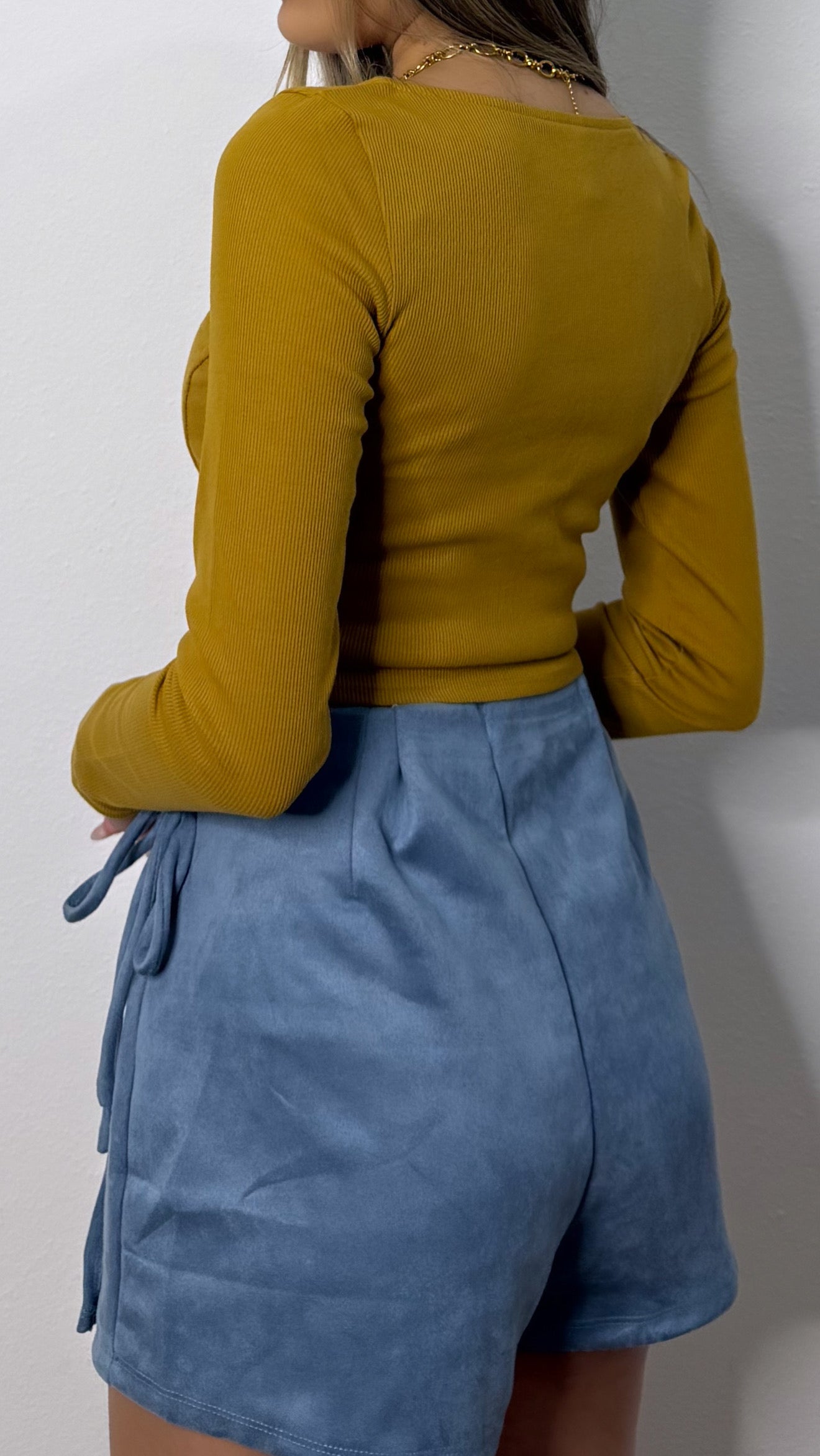 CROP TOP LEMON